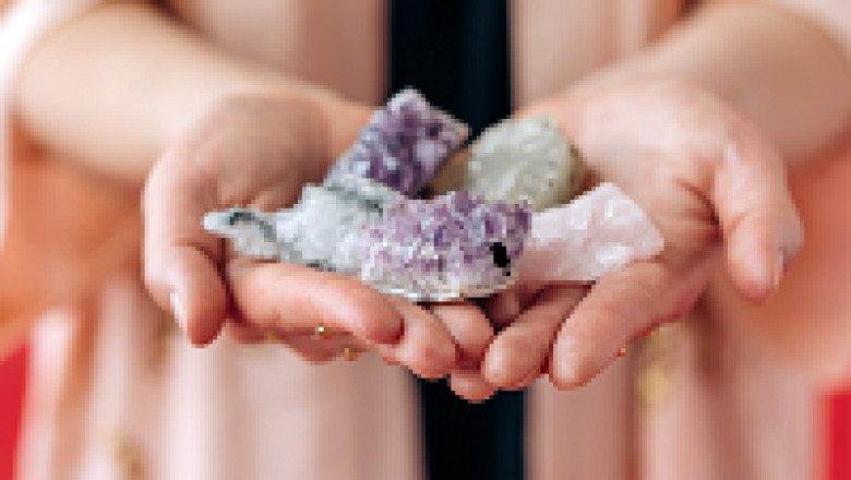 4 benefits of sound healing therapy: Hawaiian healers in Oahu