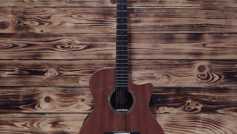 A Helpful Guide To Choosing An Electric Guitar For Beginners