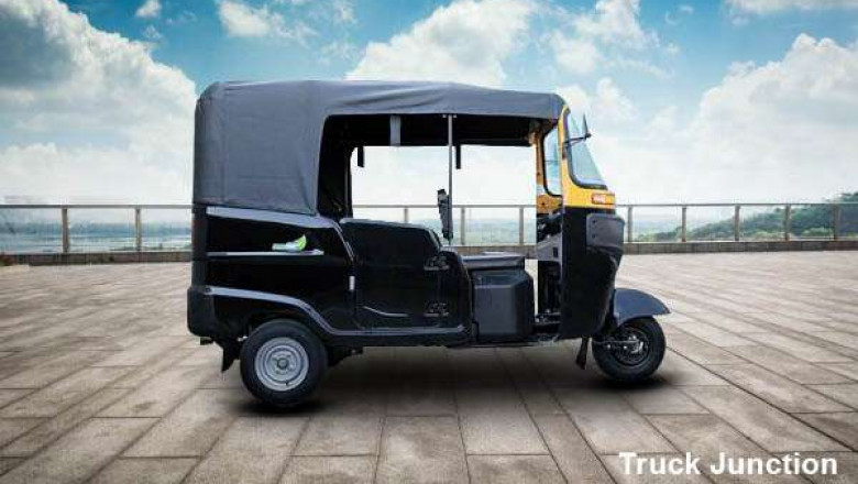 Bajaj Maxima Z 3 Wheeler with Latest Features in India