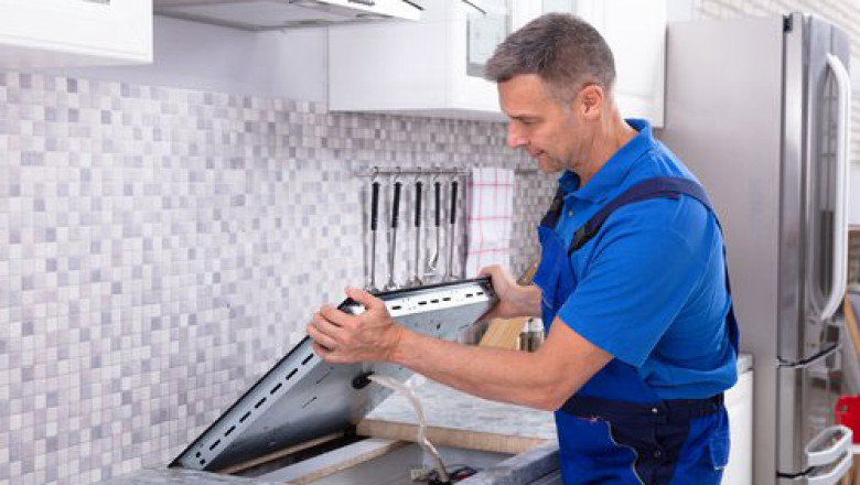 What Risks Do You Need To Avoid by Maintaining Your Oven?