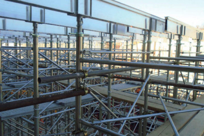 Advantages and disadvantages of a scaffolding system