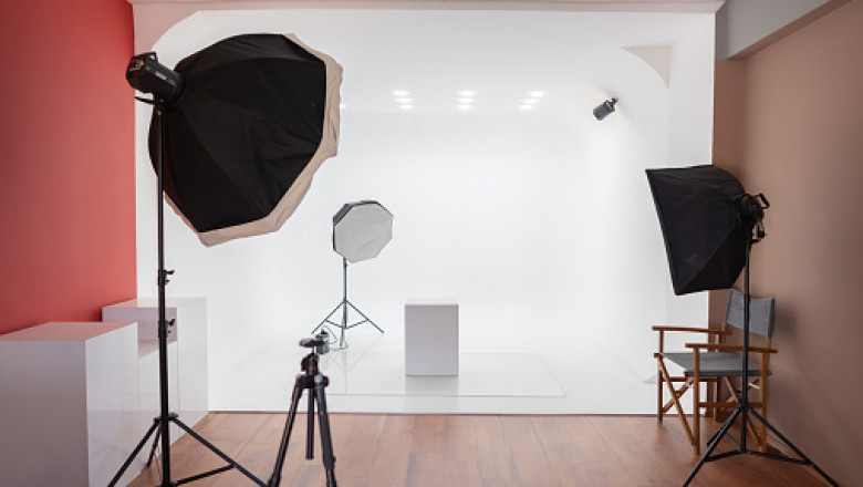 Don’t know how to book Brooklyn photography studios? Read and learn