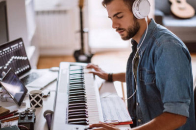 How Piano Playing Can Put The Mind In A Calmer, Easier State