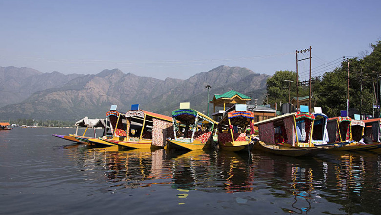 Best Travel Agent in Kashmir | Travel Agency in Kashmir - Zabarwan Travels