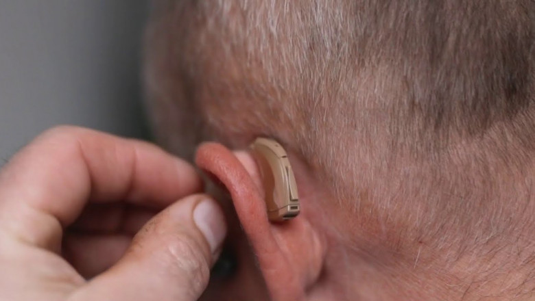 How Hearing Aids Work?