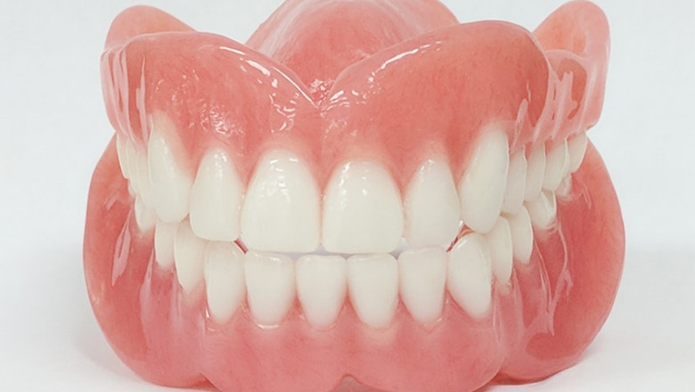 Can You Sleep With Your Dentures On?