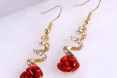 How to Get the Perfect Pair of Earrings