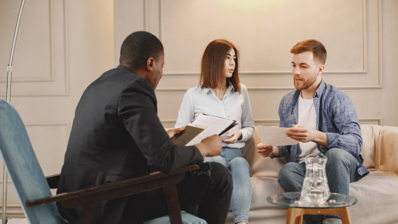 How to decide right type of marriage counseling