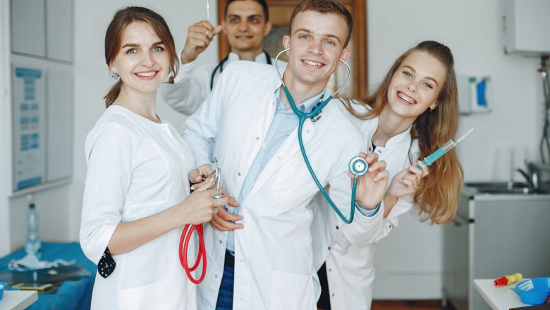 Study Clinical Physiology in the UK | AHZ Associates