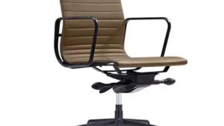Ergonomic Office Chair- One of the Most Famous Present day Office Accessories