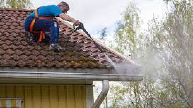 What is the Severity of Damage Caused by Clogged Gutters?