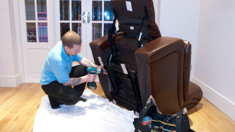 Get The Best Quality Sofa Repair Dubai Services