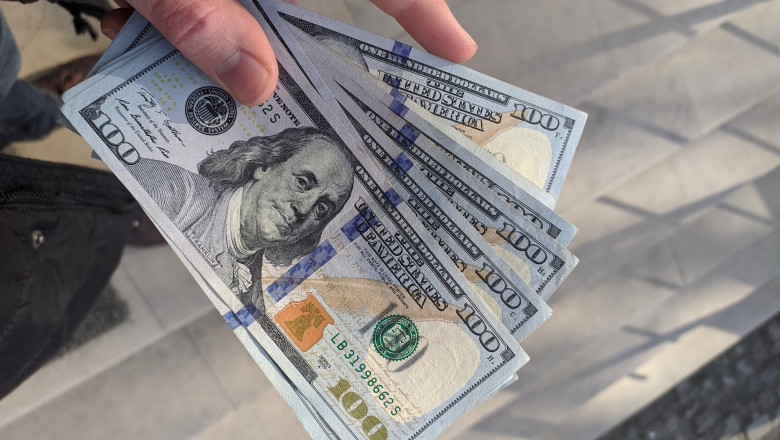 Borrow Money - A Short Manual