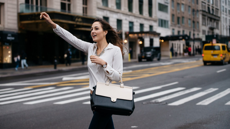 How an Investment Work Bag Can Help You Finish the Year Strong