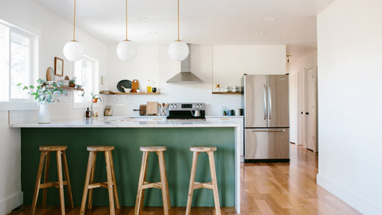 Green Kitchen Cabinets Design for Modern Kitchen Space