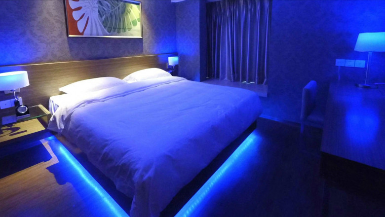 Don’t Forget Add Neon Signe While creating Style at Home