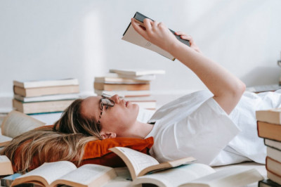 The Commitment of Actual Activity to Scholastic Achievement