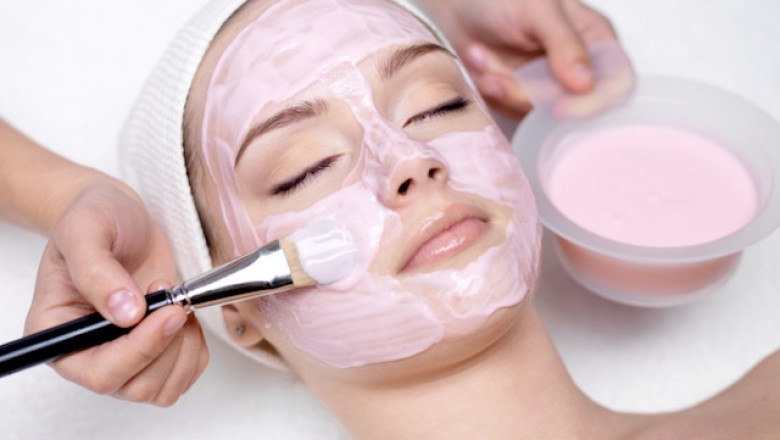 A Facial Massage that helps with skin rejuvenation and Relaxation
