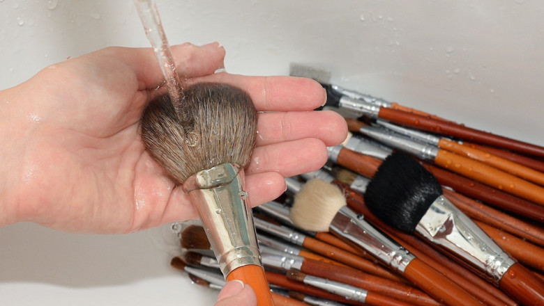 Clean Makeup Market size is expected to grow to USD 3,008.7 billion by 2030