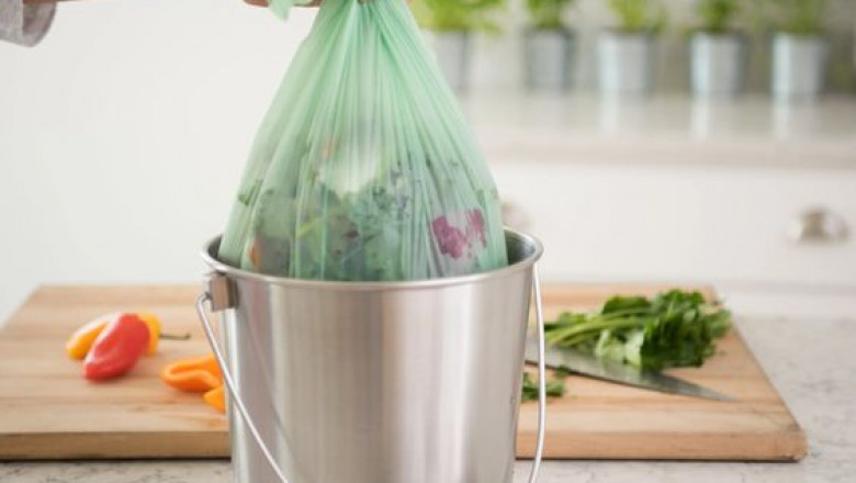 What are glad compostable bags made of?