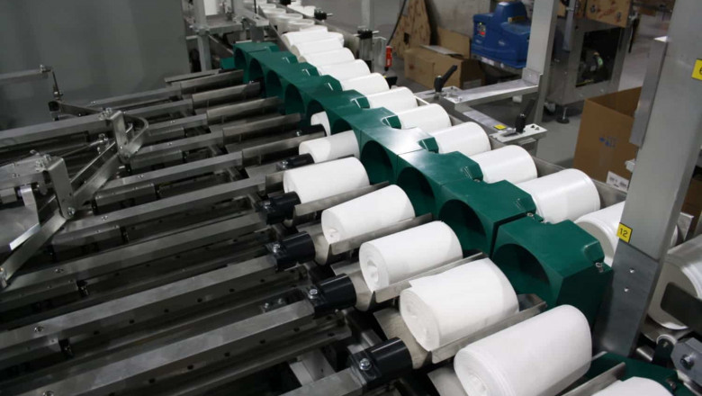 vertical cartoning machine