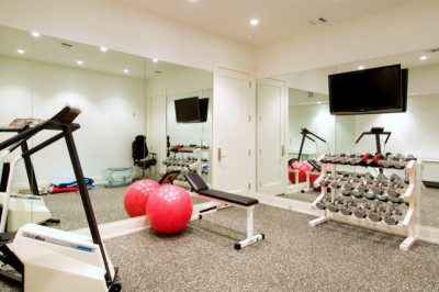 Who should exercise using Gym Equipment