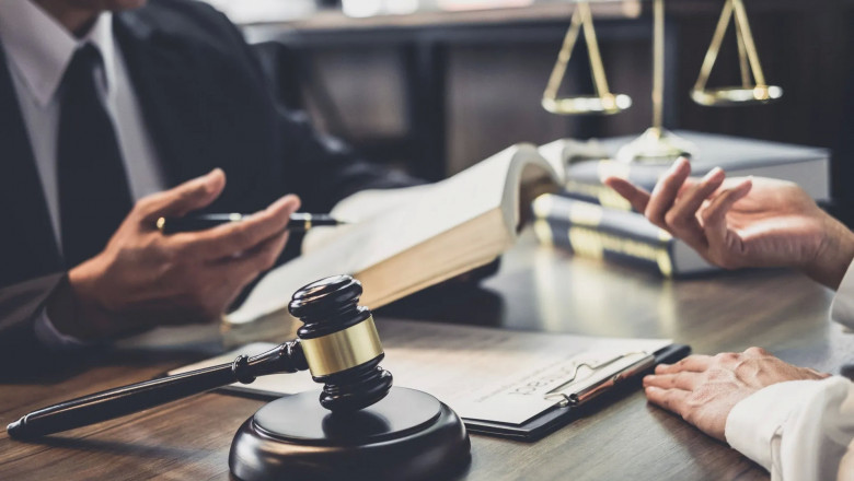 What Benefits Are There to Hiring Litigation Attorneys with Litigation