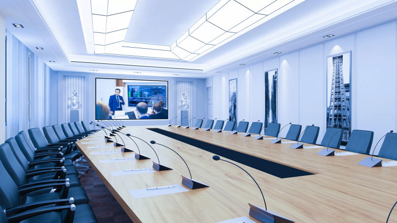 Top Benefits of Simultaneous Interpretation Equipment Rental