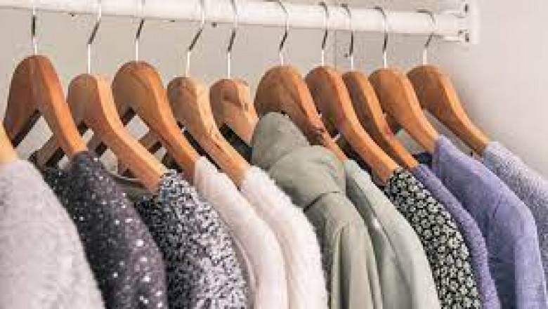 Online Clothing Rental Market: Overview Of Key Market Forces Propelling And Restraining Market Growth