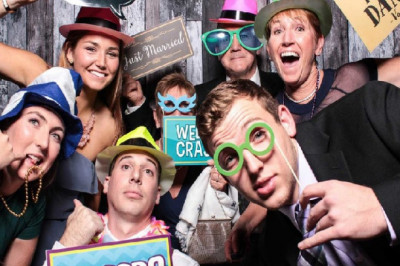 A Successful Guide to the Wedding & Photo booth