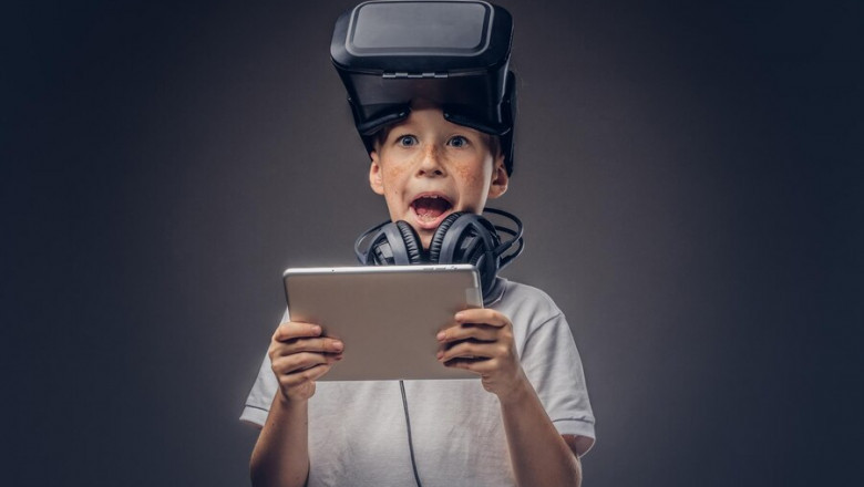 Positive and negative impact of technology on children