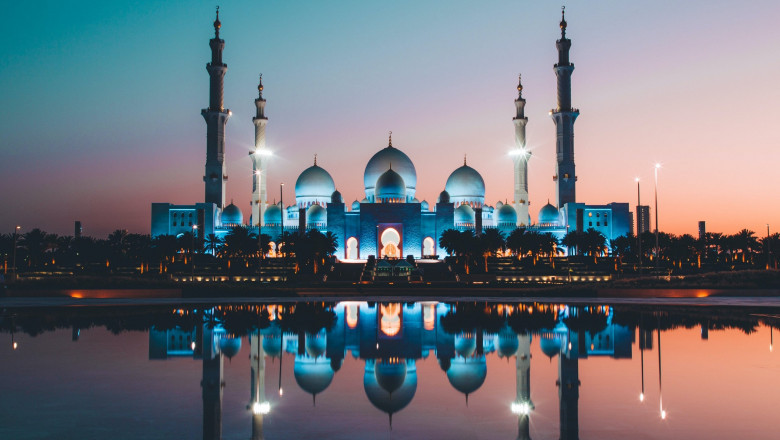 8 Things That You Should Keep in Mind When Sightseeing Abu Dhabi