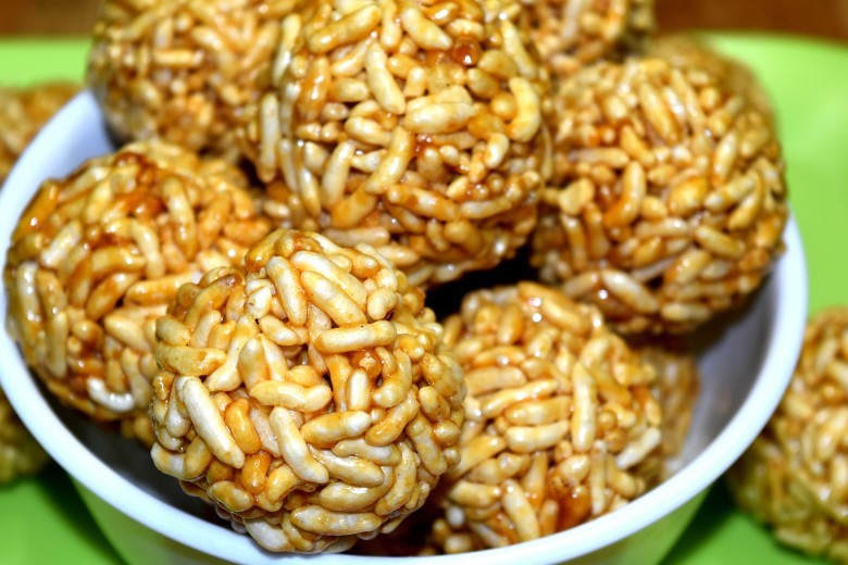 Pori Urundai Recipe