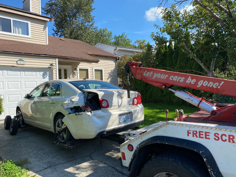 ASAP Towing Surrey company picking up a car in Surrey BC