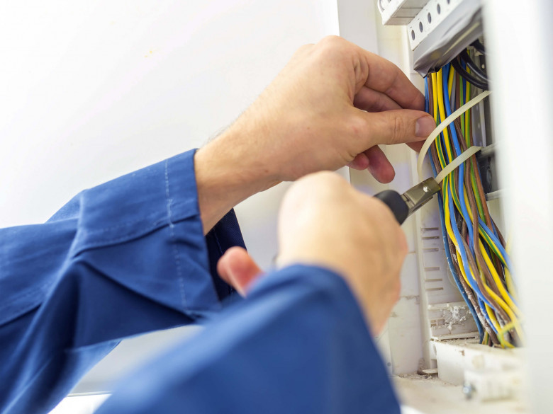 Local Trusted Electricians Playa Vista
