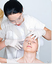 Andrea Marando the cosmetic plastic surgeon in Manchester.