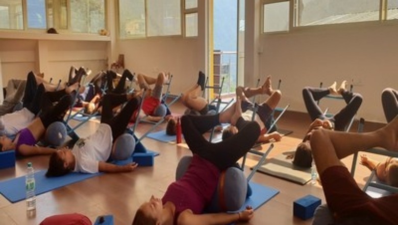 yoga teacher training in India | yoga teacher training in Rishikesh | 200-hour yoga teacher training in India