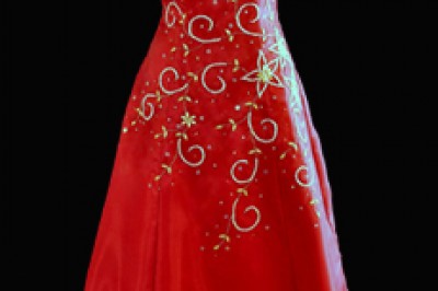 Shop now classic mestiza gown at Barongsrus.