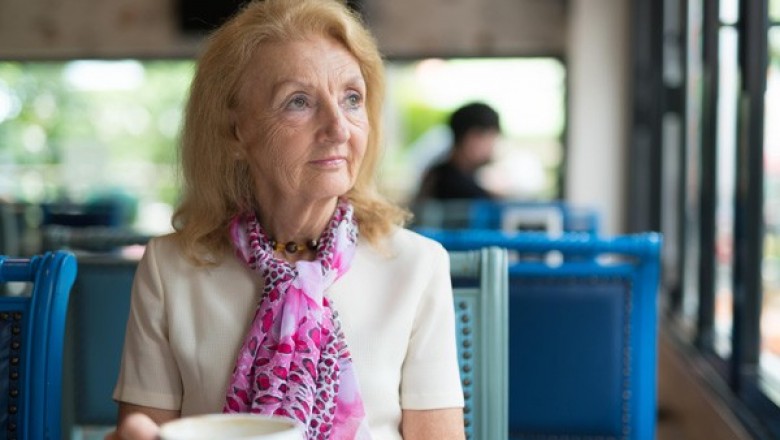 Seniors Dating Tricks to Obtaining Love Online