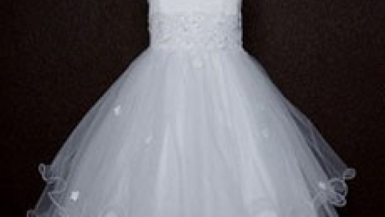 Beautiful dresses for little girls.