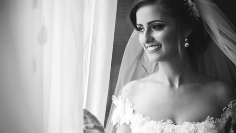 Use the web to find Ukrainian brides