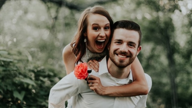 Should You Use a Swingers App or Are Swinger Sites Better?