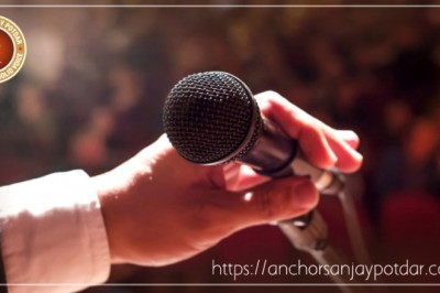 Anchor Sanjay Potdar hosting for Nielsen Pune