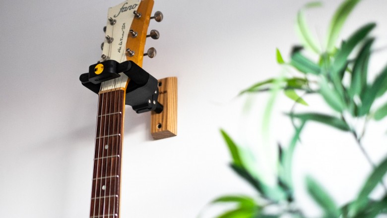 Guitar Wall Hanger
