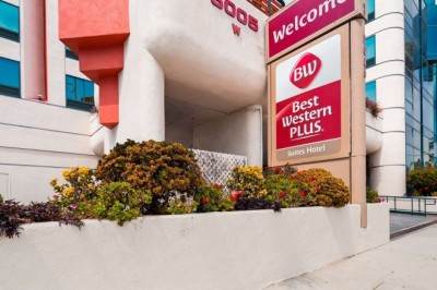 Have a Lavish Stay at the Hotels in Inglewood CA for Your Vacation