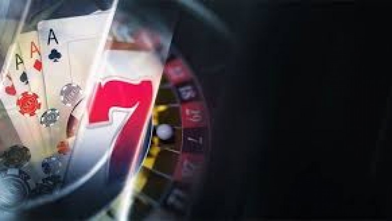 keuntungan bermain poker  online saat ini