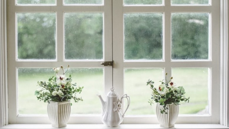 When to Contact Emergency Glass Repair Specialists?