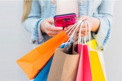 How Retails are Solving Customer Experience Challenges through Digital Transformation?