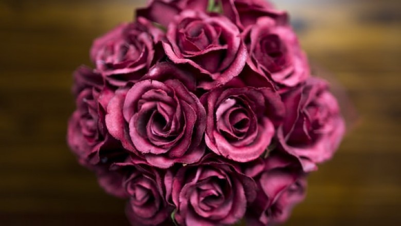 Why Are the Decorations Made from Wood Flowers the Best Alternative?