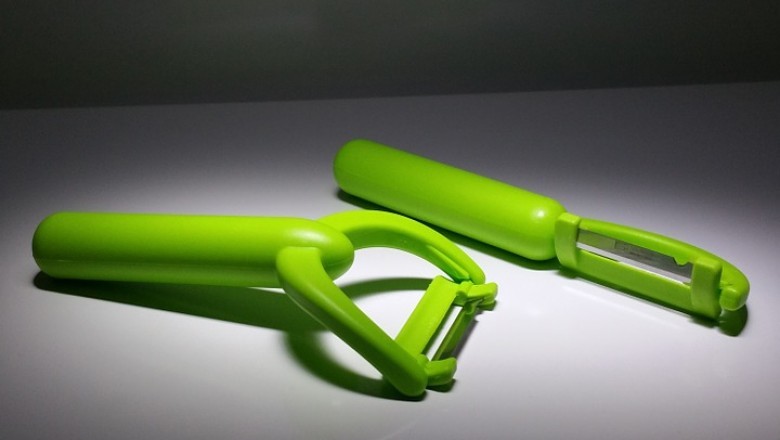 What Should You Look For While Buying a Vegetable Peeler?